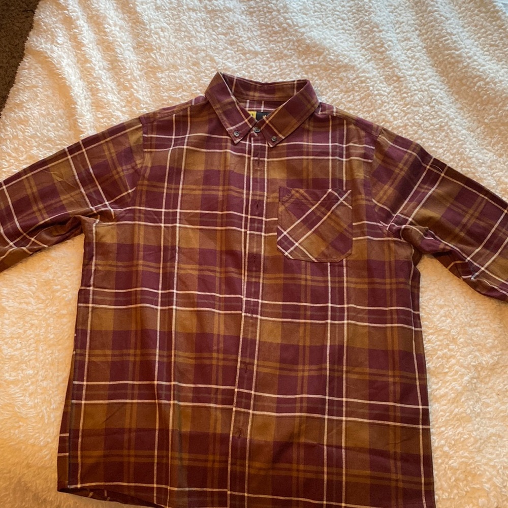 Browning Large button up. Water resistance plaid.